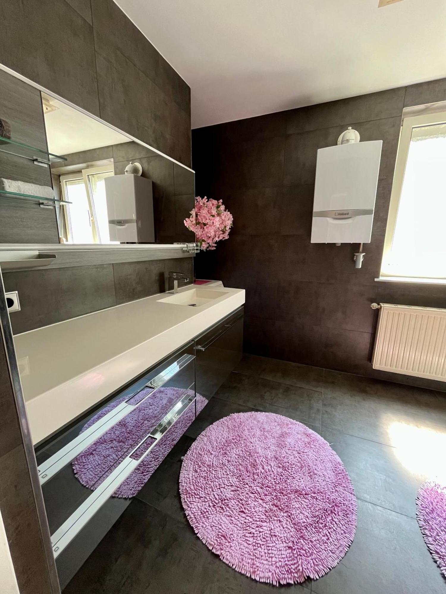 Luxurioeses Apartment Mit Pool Wien Eksteriør bilde
